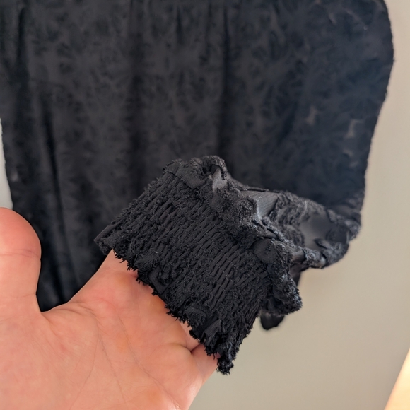 INC International Concepts Black Textured Blouse Floral Sheer Medium - Picture 3 of 7